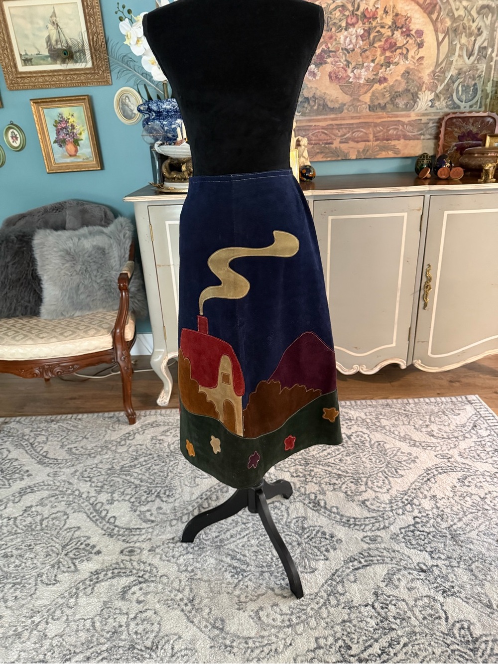 1970’s Bagatelle Suede Cottage Scene Skirt - Picture 2 of 8